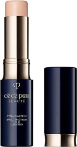 Click Here To Get the Best Concealer For Dark Circles and Mature skin